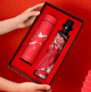 Quà Tết công Đoàn ô cầm tay và bình giữ nhiệt