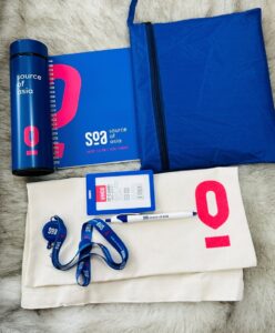 Top quà tặng doanh nghiệp dưới 200k dễ in logo giao nhanh